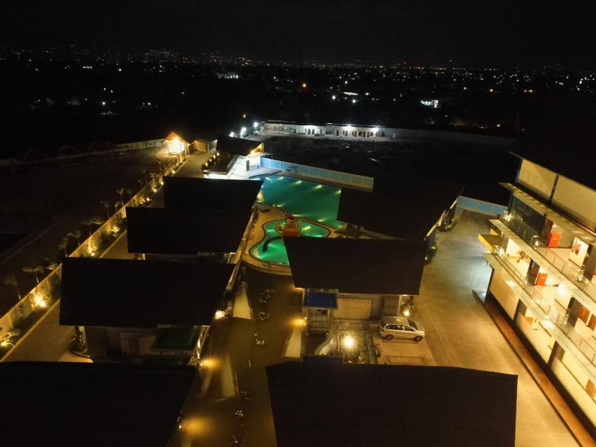 Cahaya Villa Гарут Екстериор снимка